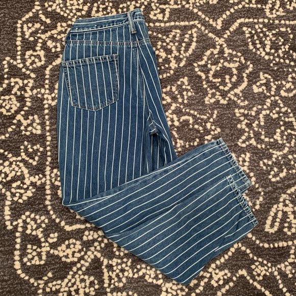 American Eagle Outfitters Blue Striped High Rise Jeans - Picture 6 of 9
